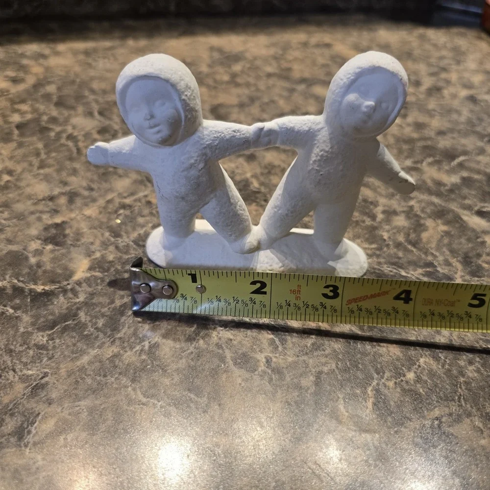Dept 56 Snowbabies Style Bisque‎ Figurine • Two Kids Ice Skating • White Matte •
